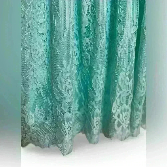 Xhilaration Mint Green Floral Print Lace Overlay Dress Size Medium EUC - Picture 4 of 6